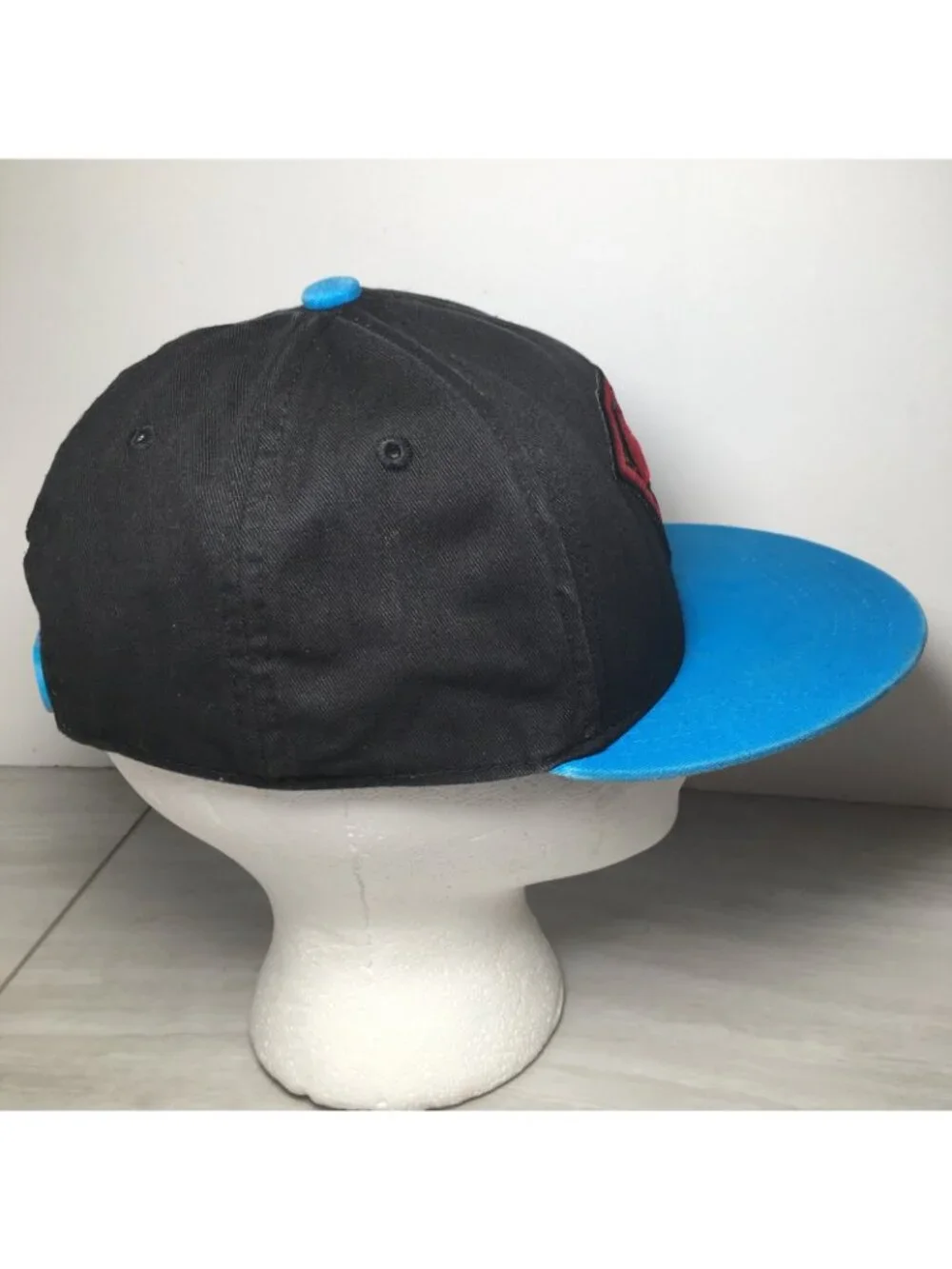 New Era black blue